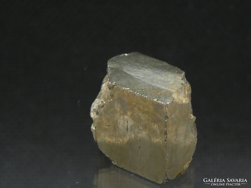 Piece of natural pyrite mineral with a shiny surface. 13.9 Grams.