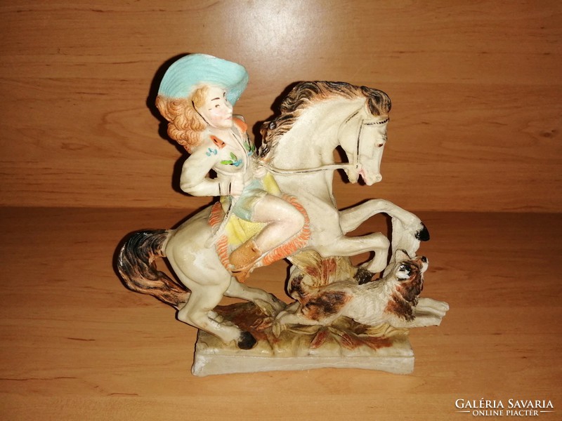 Régi só szobor Cowboy nő lovon figura 21 cm magas