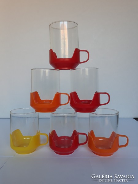 Set of 6 glass glasses with super retro plastic base from the '70s