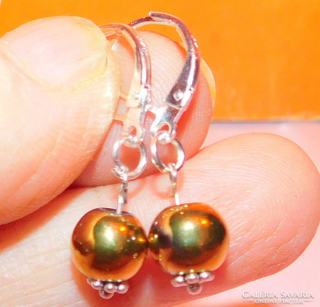 Gold shiny shell pearl pearl earrings