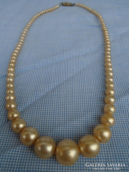 Old necklace white pearl necklace collier