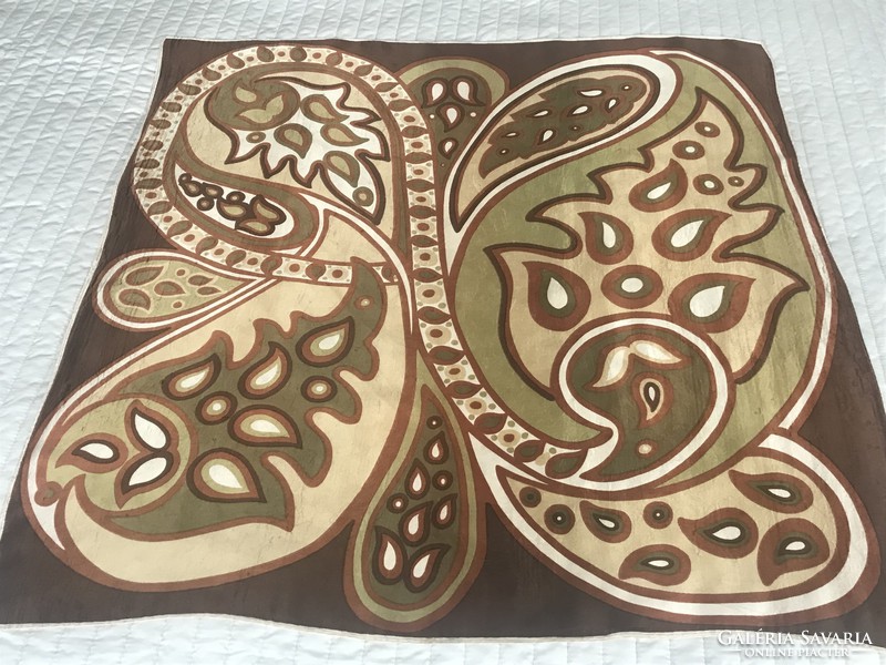 Retro kendő óarany, rozsdabarna és bézs színekkel, 74 x 72 cm