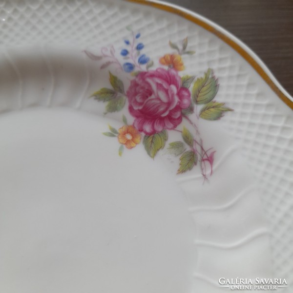 Ravenhouse cake plate