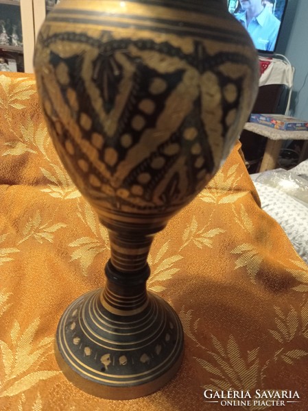 Only for 10 days!! 30 Cm high black and gold very beautiful copper vase