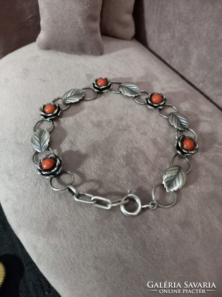 Silver bracelet with corals