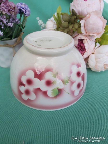 Beautiful floral granite patty bowl with peasant garnished grandmother's treasure flower