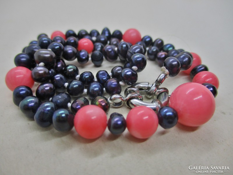 Beautiful coral and genuine black pearl necklace