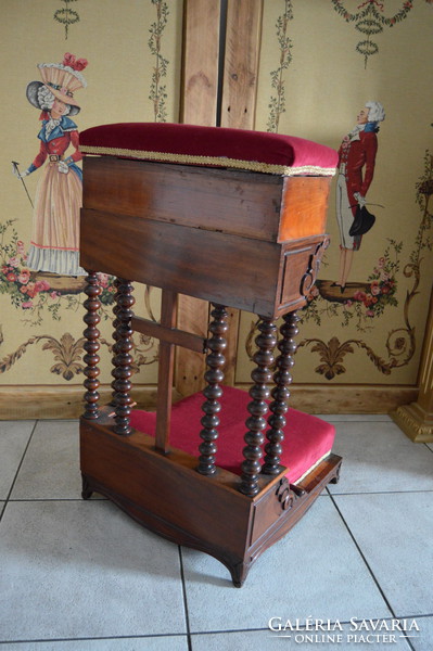 Antique French mahogany praying stool, kneeling from the 1800s