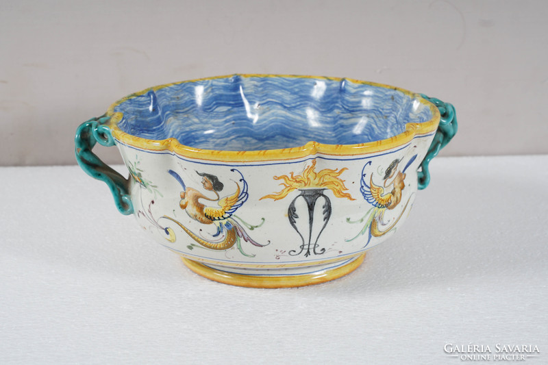 Italian cantagalli majolica bowl, 19th century