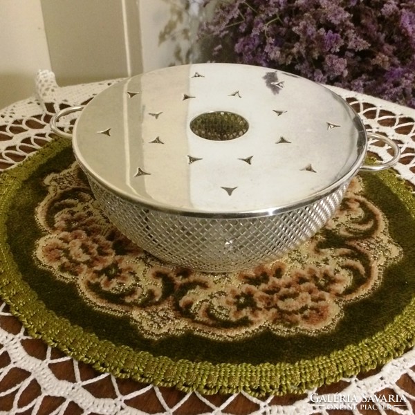 Special silver-plated, vintage, warming pad with kettle warmer and nice glossy finish