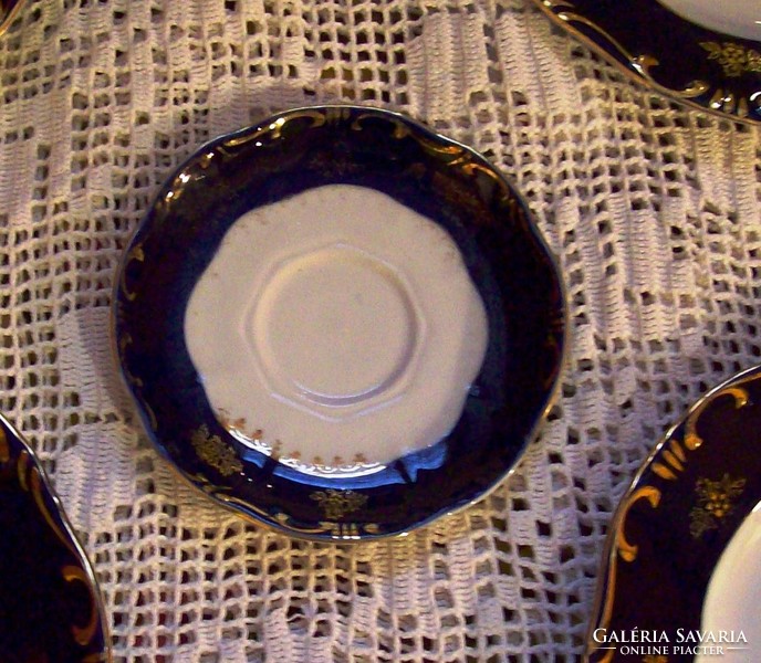 Zsolnay Pompadur 1.süteményes tányér 3 db + teás alj