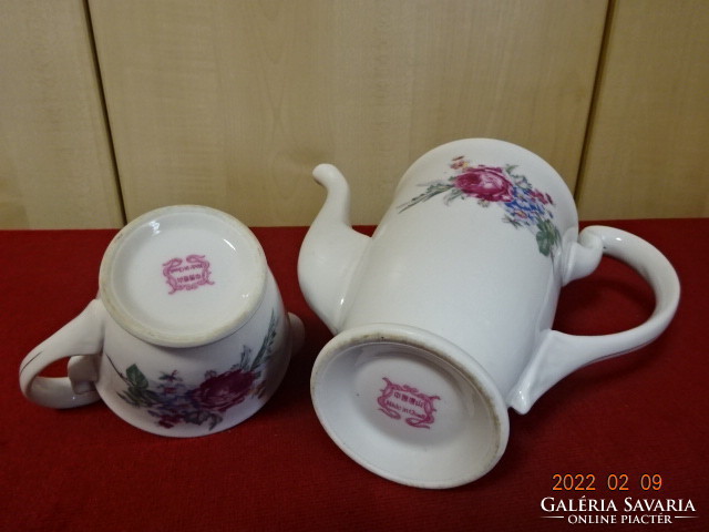 Chinese porcelain, rose pattern coffee pourer, milk pourer and sugar holder. He has! Jókai.