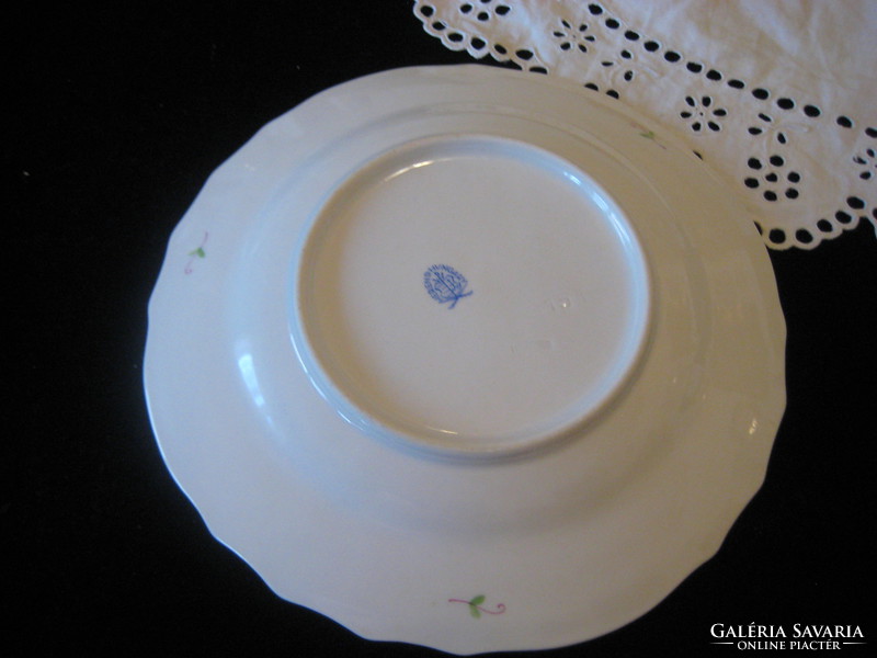 Herend old plate 18.7 cm in good condition, made in the 40s
