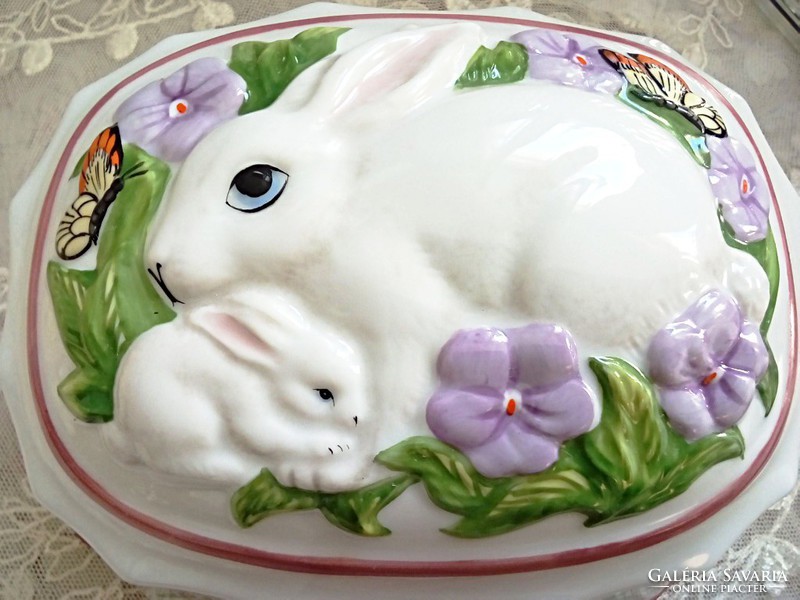 Franklin as a bunny porcelain wall ornament, jelly shape