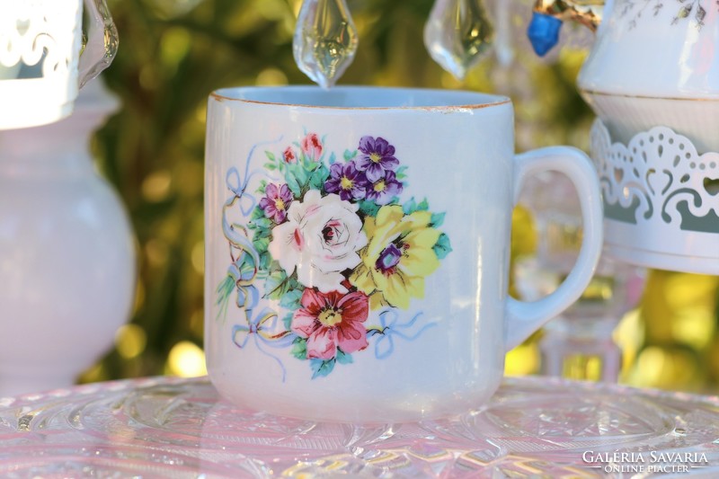 Zsolnay flower mug ii.