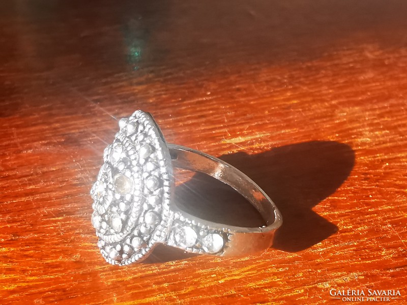Marcasite silver ring