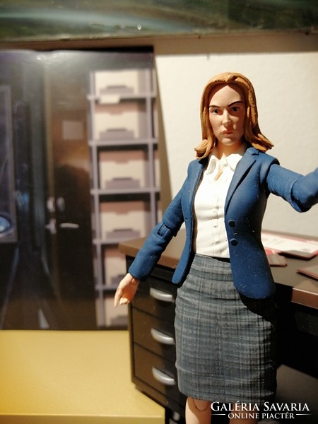 Action figure movie character x files