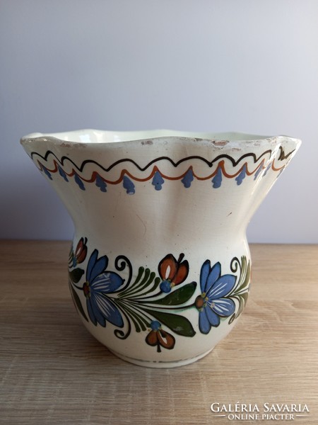 Old lowland flower pattern ceramic