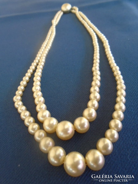 Antique Double-Breasted Pearl Collier from the '50s-60s with Antique Buckle in Brilliant Condition Full Art Deco