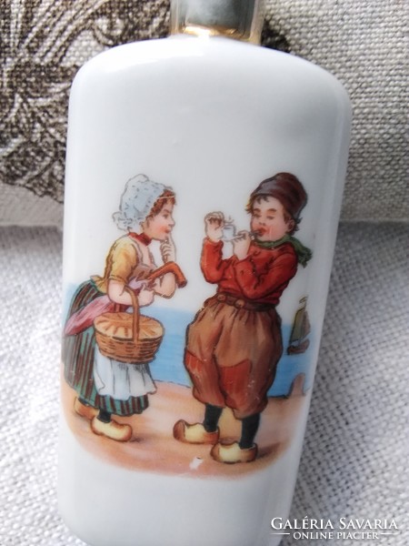 Antik részben kézzel festett porcelán parfümös holland népviseletes motívummal