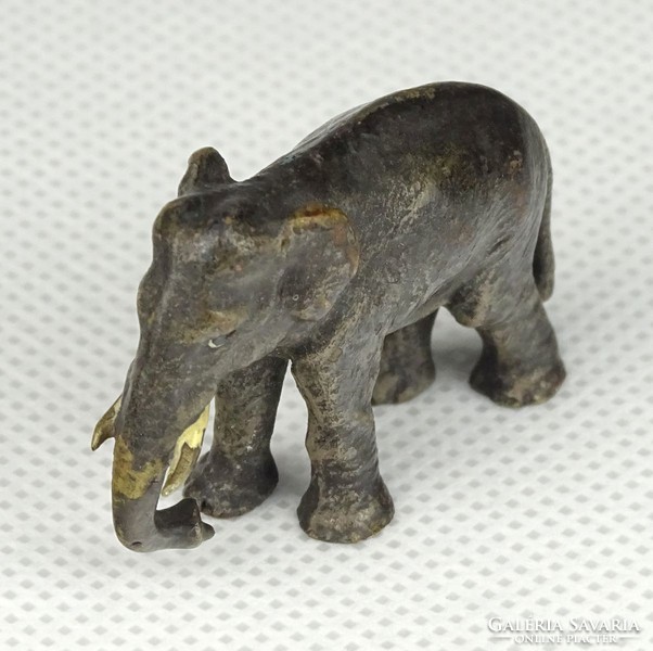 1H018 antique tiny Viennese bronze elephant 2.5 Cm