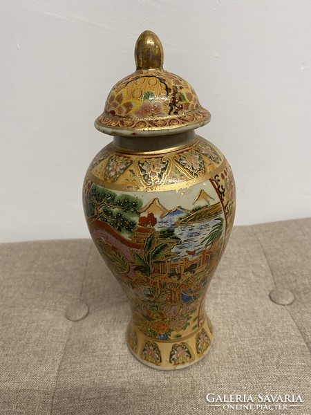 Chinese urn vase hand painted a6