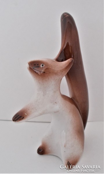 Art deco porcelán, mókus figura
