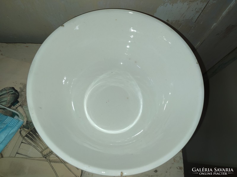 Granite larger bowl