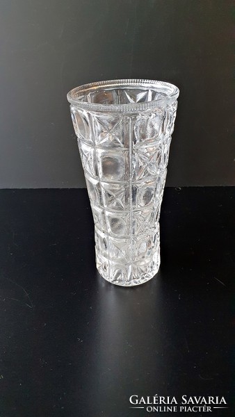 Régi, üveg váza. 18,2 cm. magas.