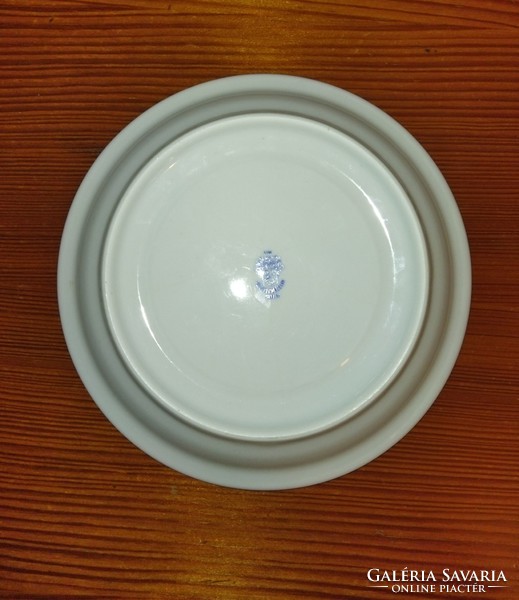 Lowland porcelain plate 17cm