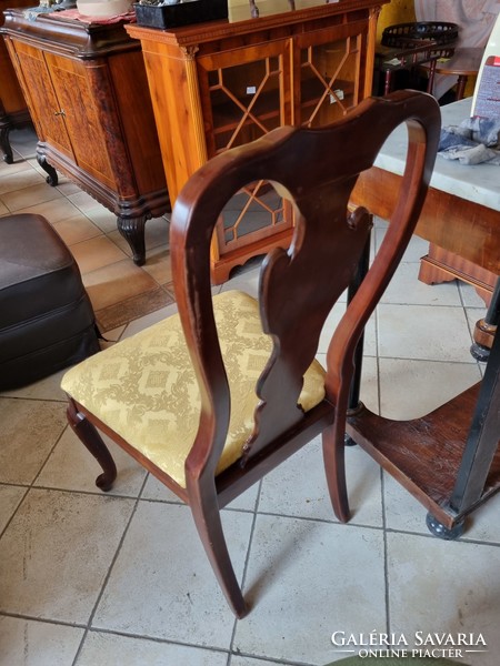 Very nice English chair / new upholstery /