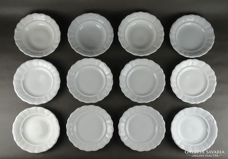 1H810 Antik jelzett Zsolnay porcelán mélytányér készlet 12 darab