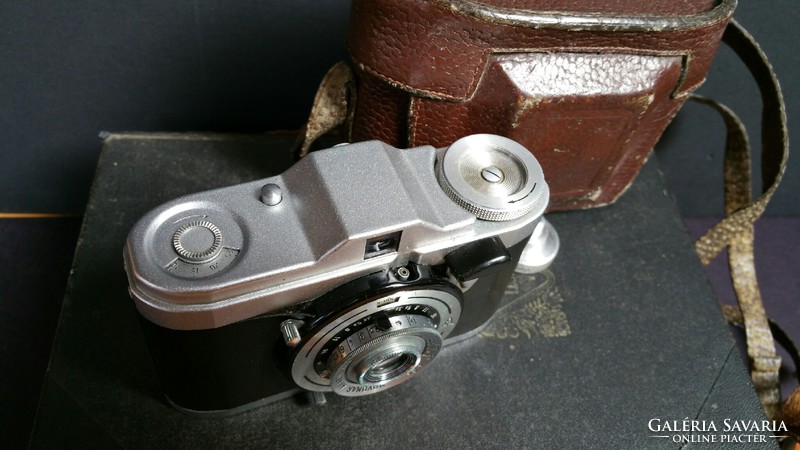 Taxona fényképezőgép
