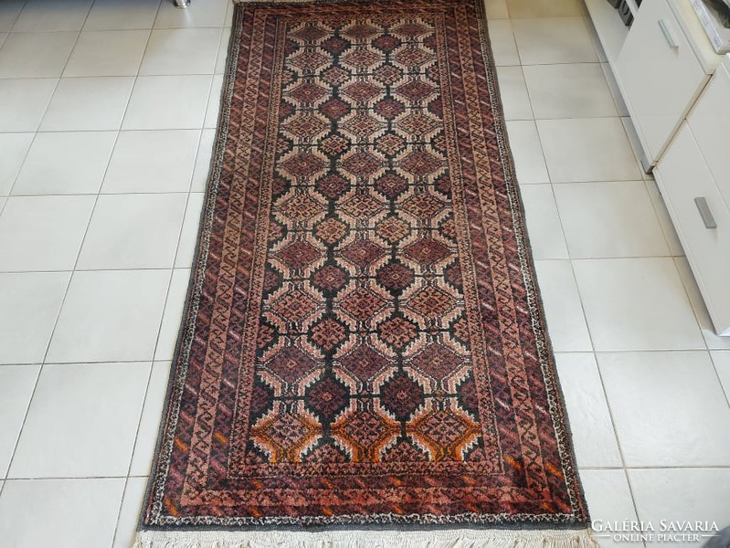 Kézi csomózású selyem+pamut perzsa szőnyeg 88x180 beluch minta  BFZ_89