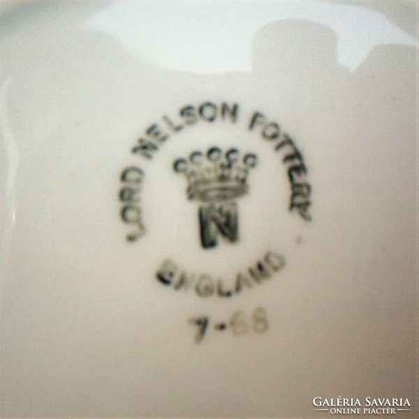 Lord Nelson, angol lapos tányérok 11 db együtt