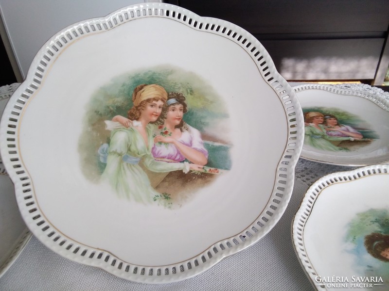 Bavaria Arzberg Schumann "kisasszonyok" jelenetes áttört szélű porcelán süteményes készlet.