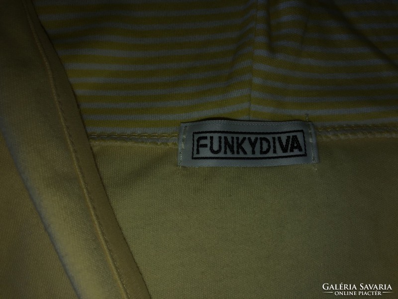 Funkydiva sárga kapucnis pulóver / kardigán - angol