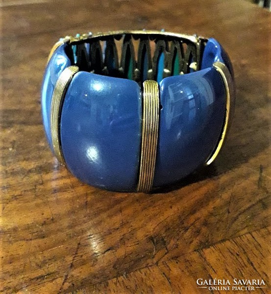 Retro fashion bracelet