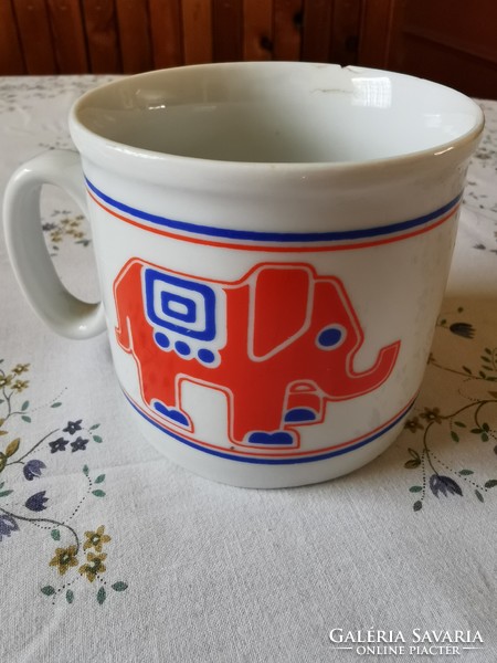Zsolnay porcelain elephant patterned mug