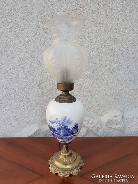 Delft porcelain table lamp