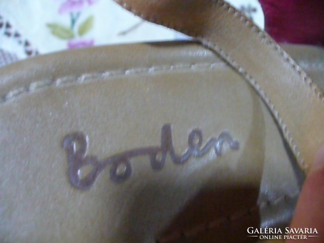 Boden beige leather sandals