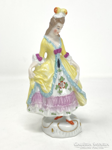 Antik Royal Vienna / Alt Wien kézzel festett porcelán figura, táncoló barokk hölgy- 13,5cm - CZ