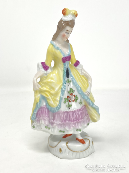 Antique royal vienna / alt wien hand painted porcelain figurine, dancing baroque lady - 13.5cm - cz