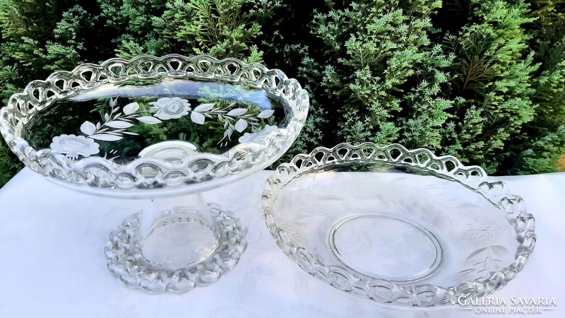 Antique frosted glass bowls, vendors