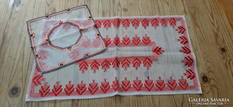 Retro mesh cross stitch small tablecloth 2 pieces