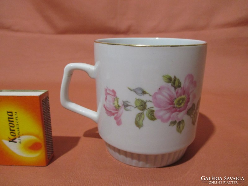 Zsolnay mug with wild roses, cup
