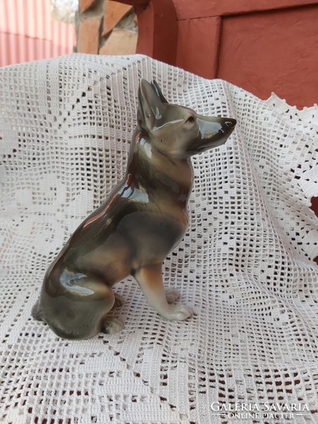 Beautiful retro royal dux porcelain dog puppy nostalgia piece nipple figurine showcase ornament