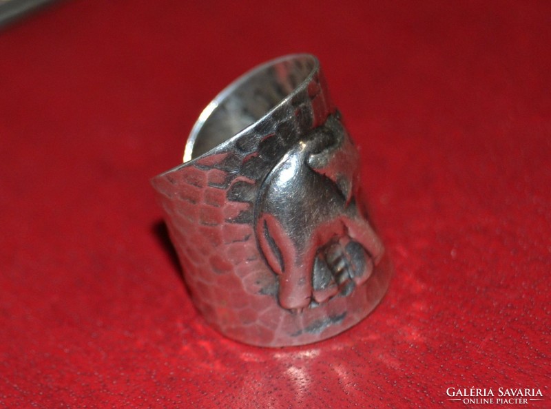 Elefántos ezüst gyűrű