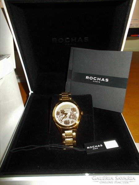 Rochas made little use of the women's watch, with his papers, in his box