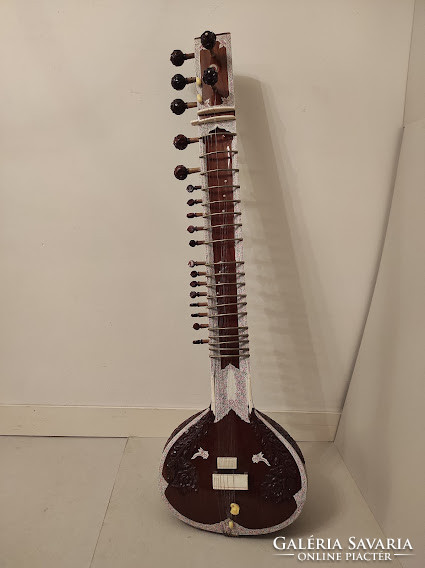 Antique plucking instrument asia india sitar 5233